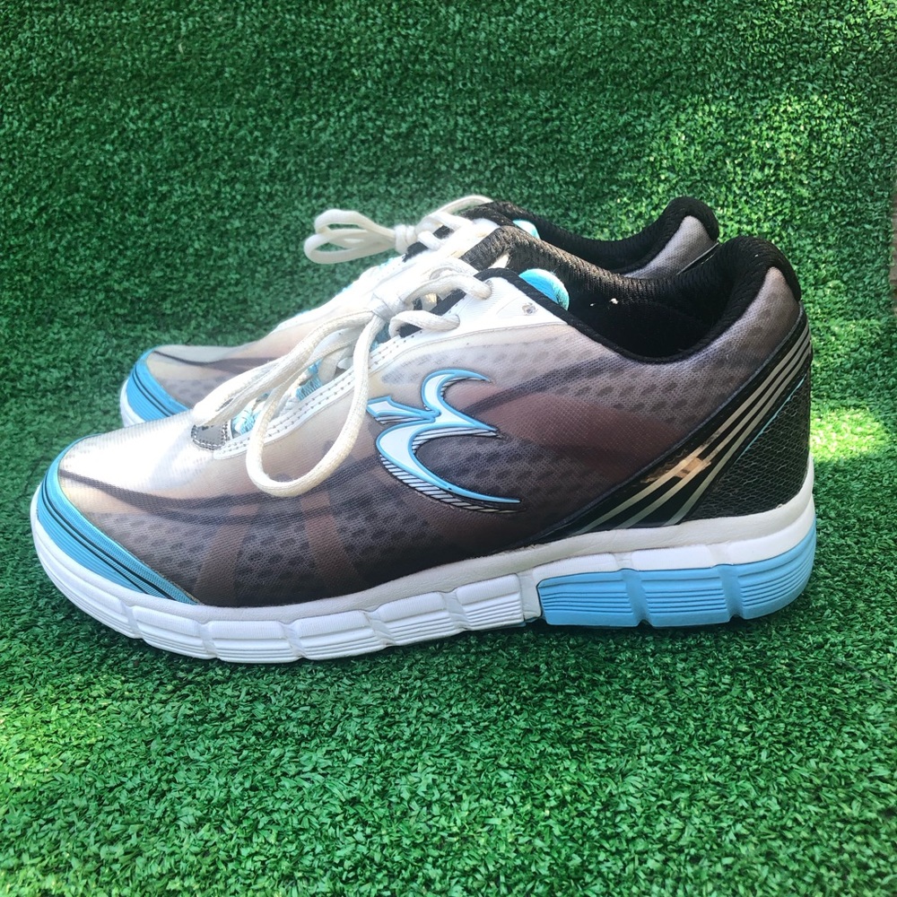 GRAVITY DEFYER Women's Athletic Shoes  SIZE 9